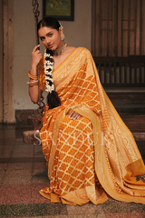 Suman (Saree)