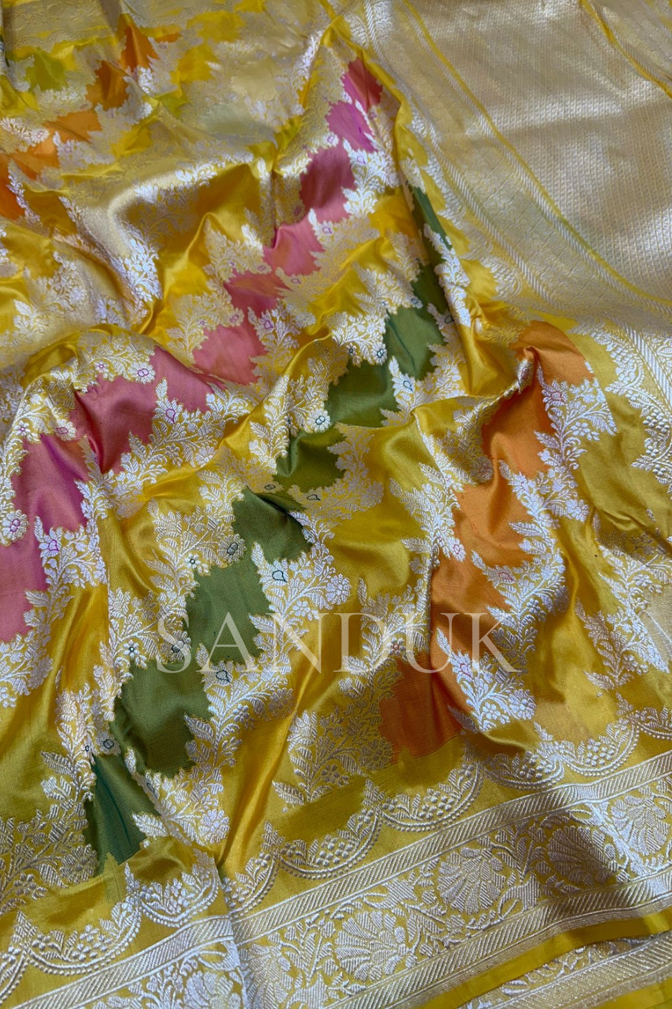 Yellow Rangkaat Jangla Saree – Sanduk