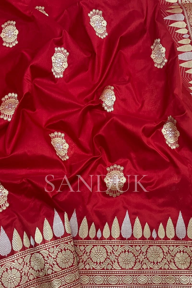 Surajmukhi Buta Saree