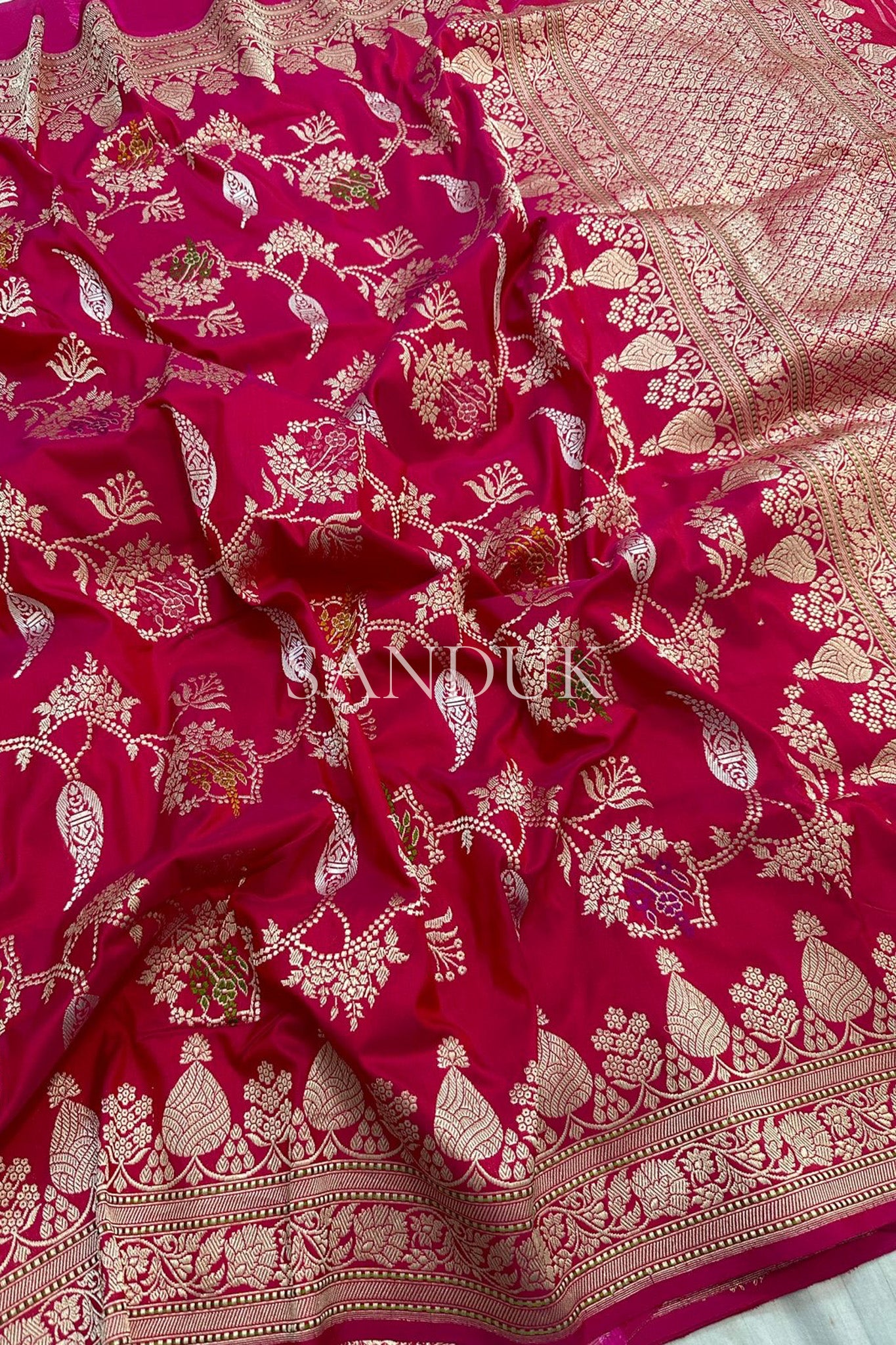Ruby Red Katan Silk Jangla Saree – Sanduk
