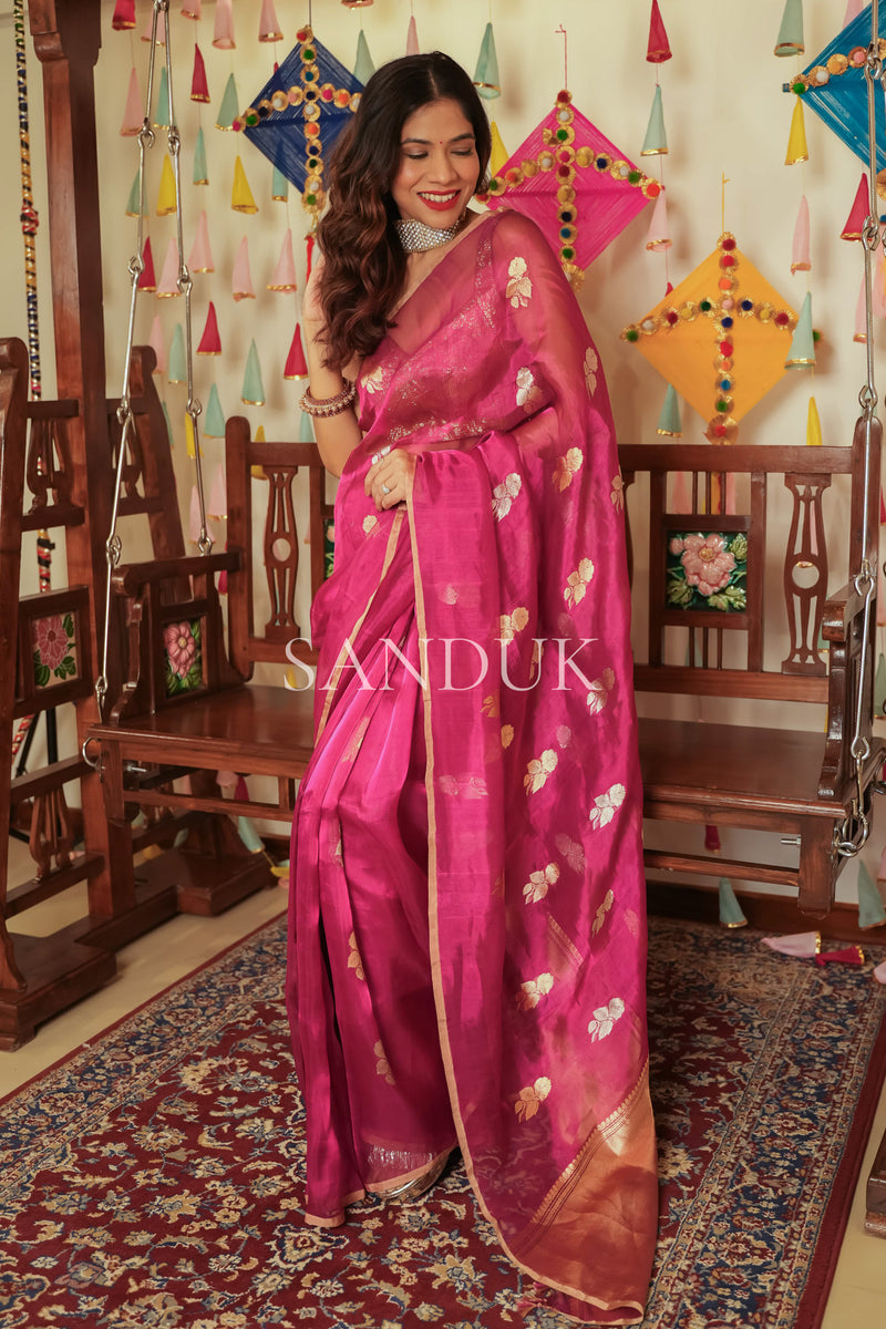 Gulaab (Saree)
