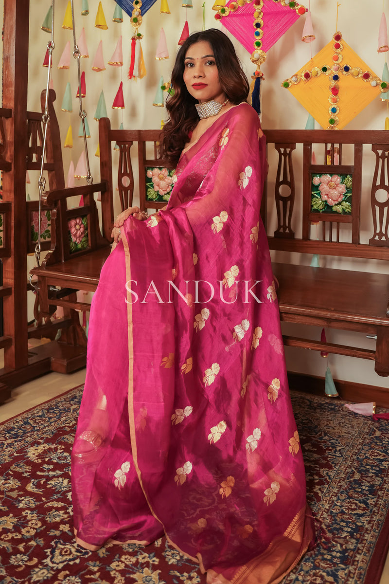 Gulaab (Saree)
