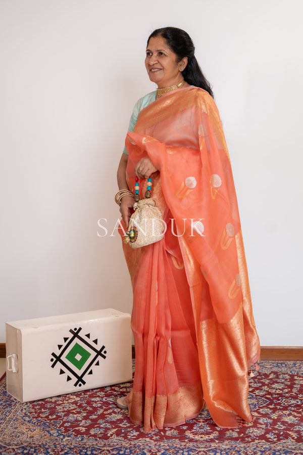 Phool Buti Kora (Saree)