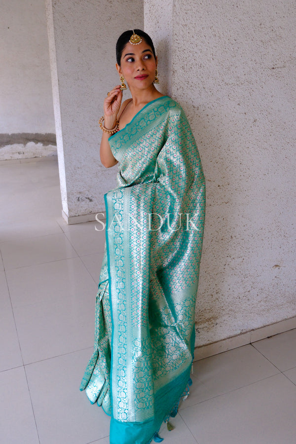 Nalanda (Saree)