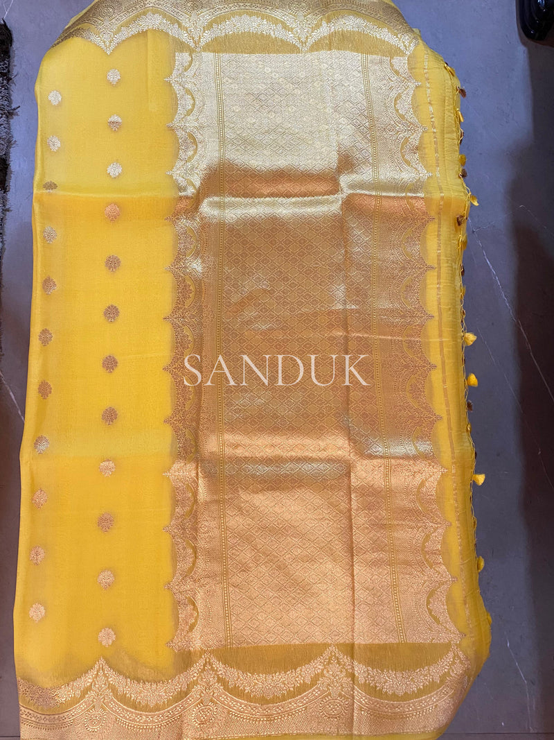 Meera Kora Silk Saree