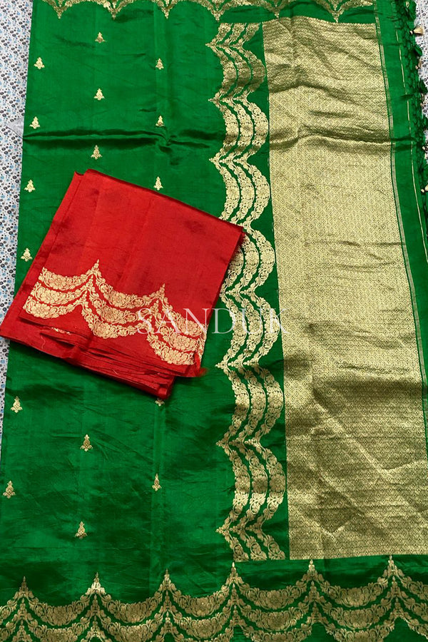 Silk Saree scalloped