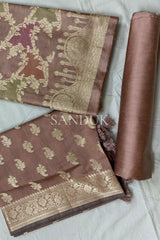 Rangkaat Peach Suit Set