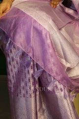 Orchid (Saree)